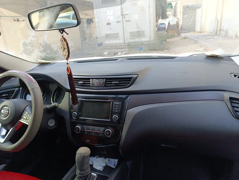 2019 Nissan Rogue in Dubai