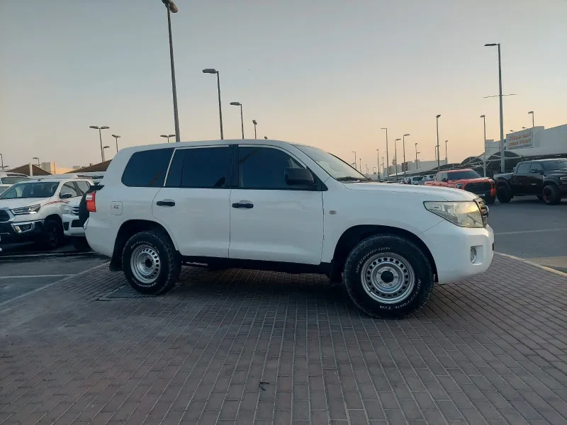 2015 Toyota Land Cruiser in Dubai