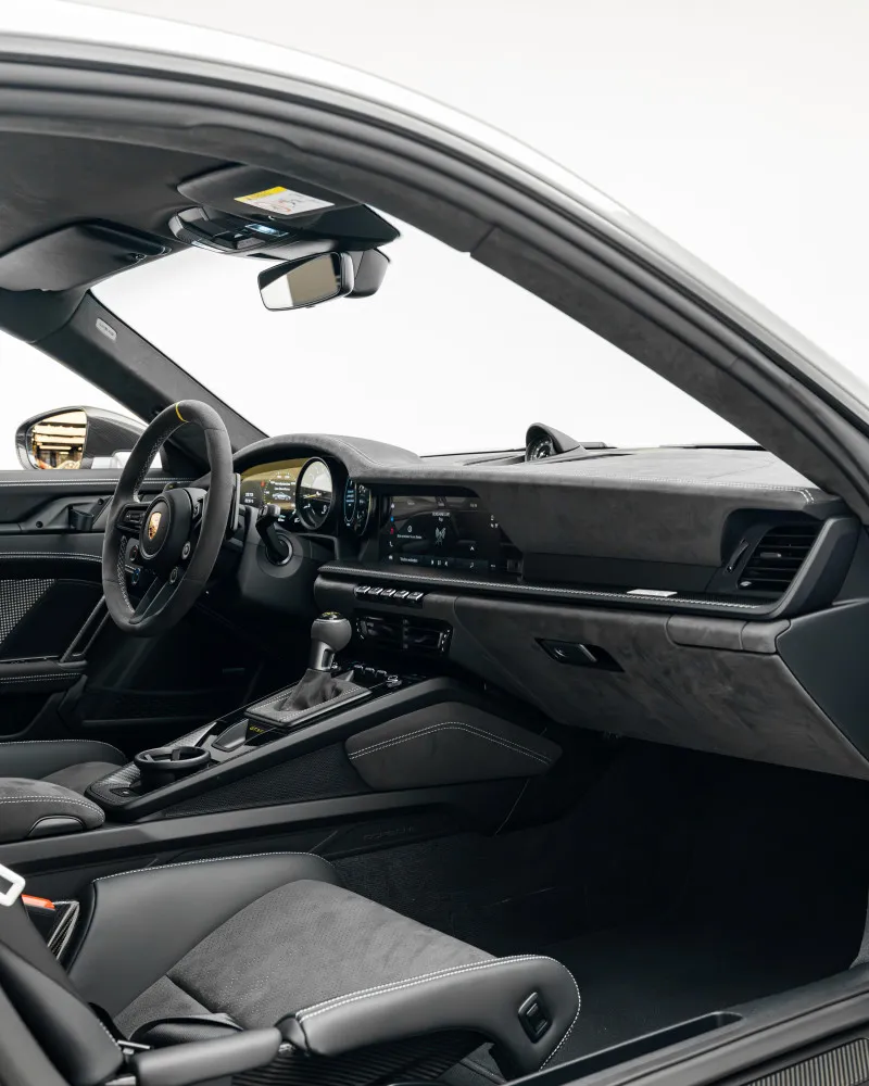 2025 بورش 911 كاريرا in Dubai