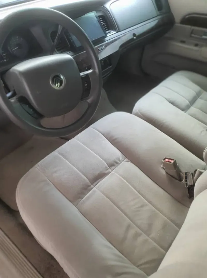 2008 Mercury Marquis in Dubai