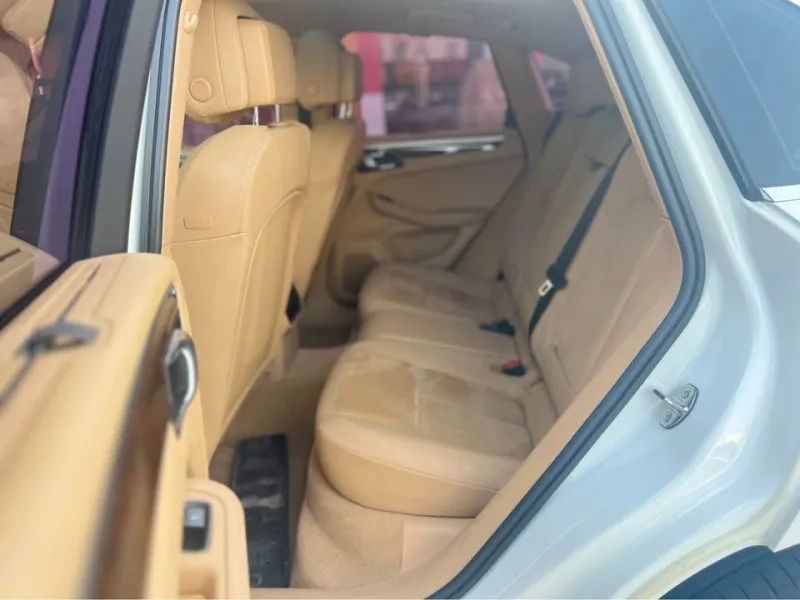 2015 Porsche Macan in Dubai