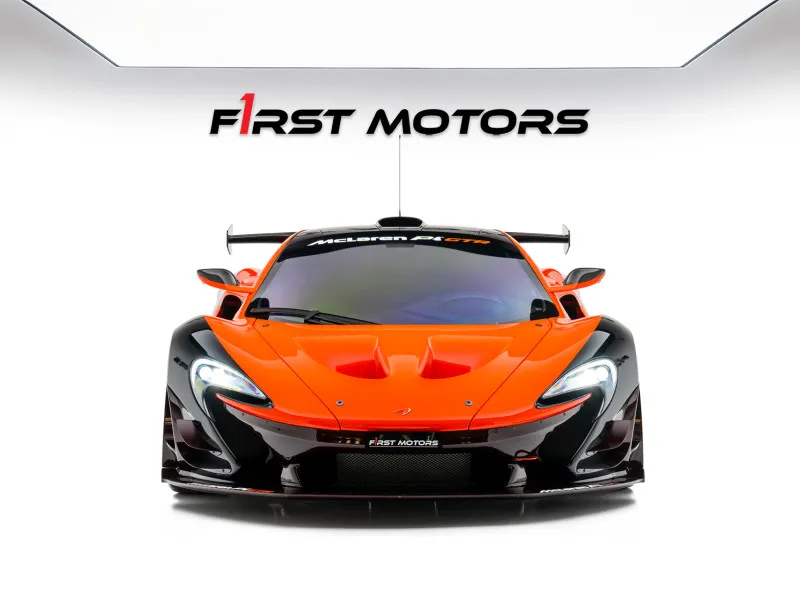 2015 McLaren P1 in Dubai