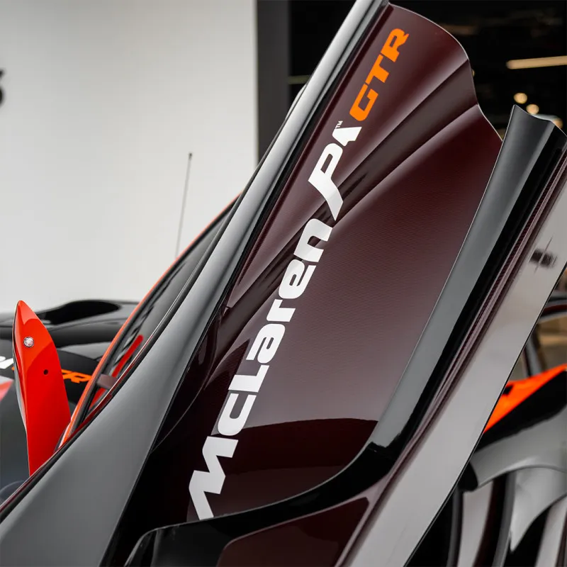 2015 McLaren P1 in Dubai