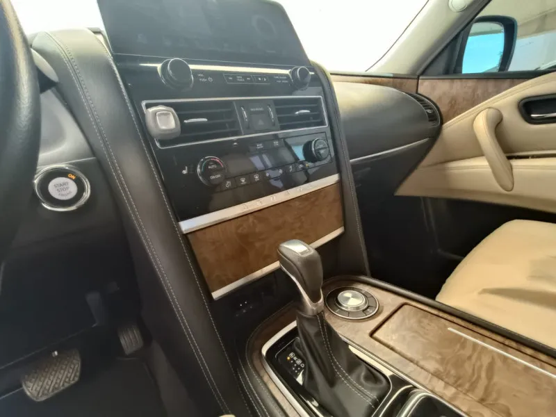 2021 نيسان آرمادا in Dubai