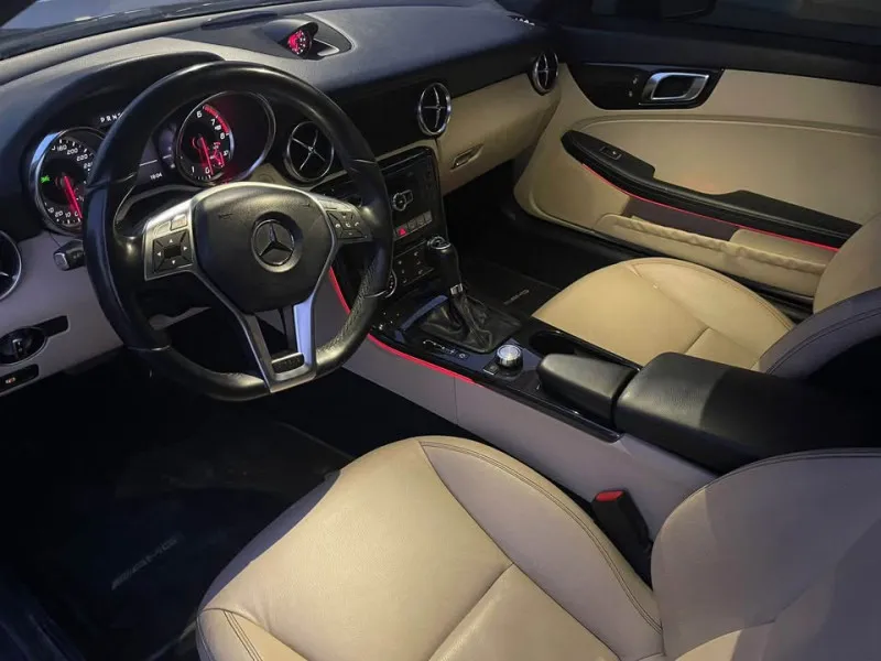 2014 Mercedes-Benz SLK in Dubai