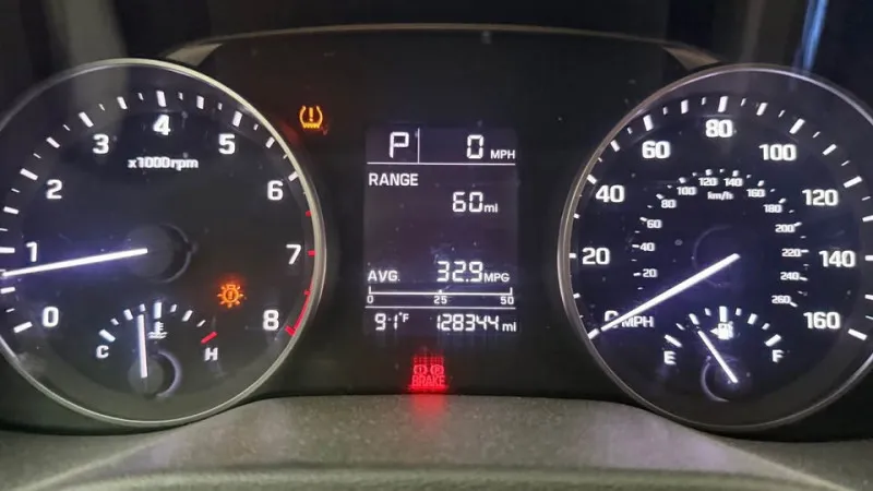 2017 Hyundai Elentra in Dubai