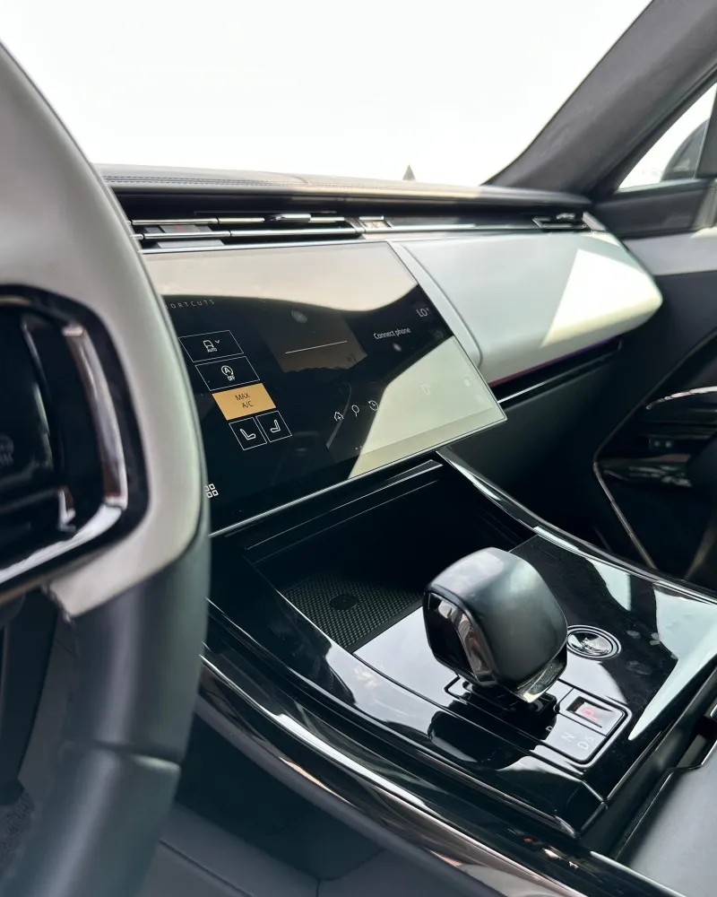 2024 Land Rover Range Rover Sport in Dubai