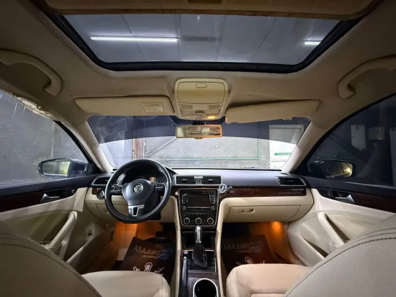 2013 Volkswagen Passat in Dubai