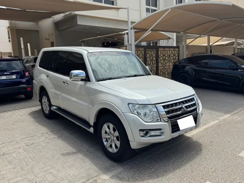 2016 Mitsubishi Pajero in Dubai