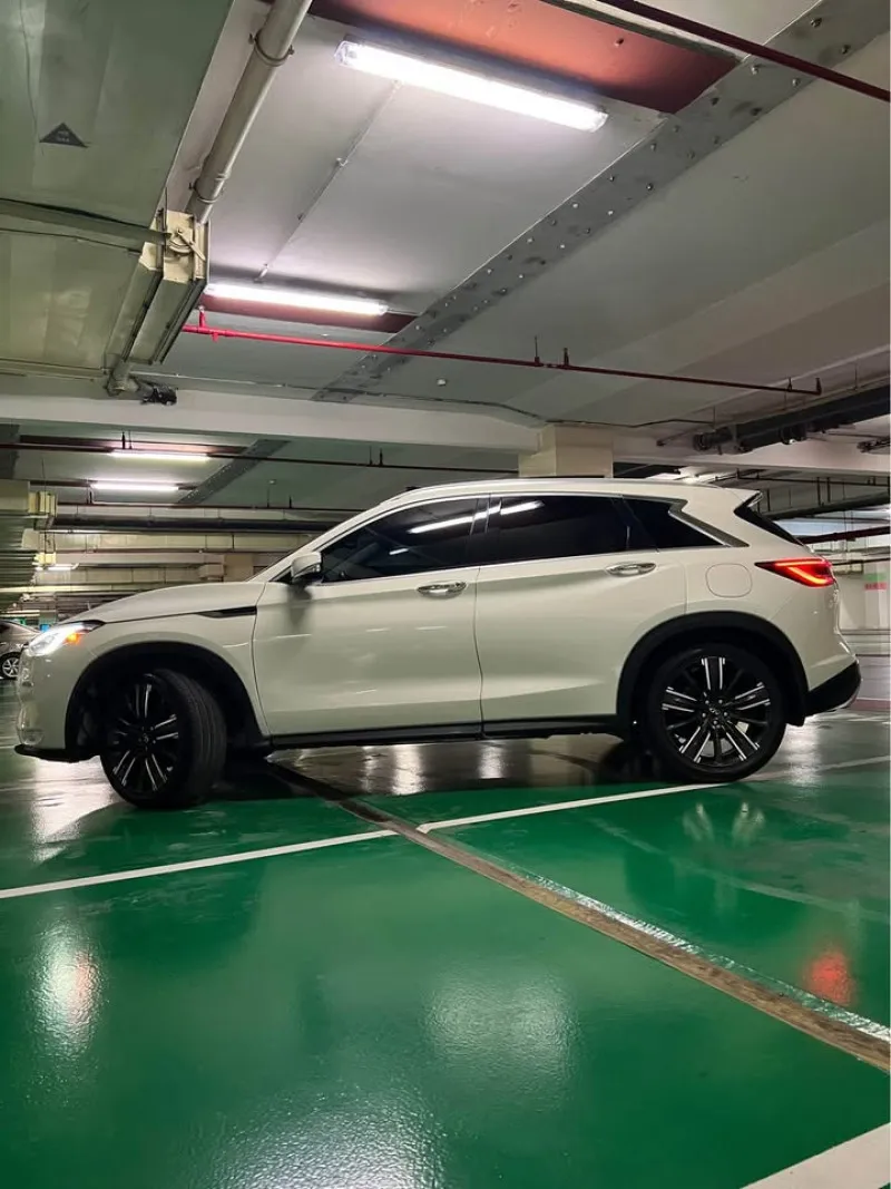 2021 Infiniti QX50 in Dubai