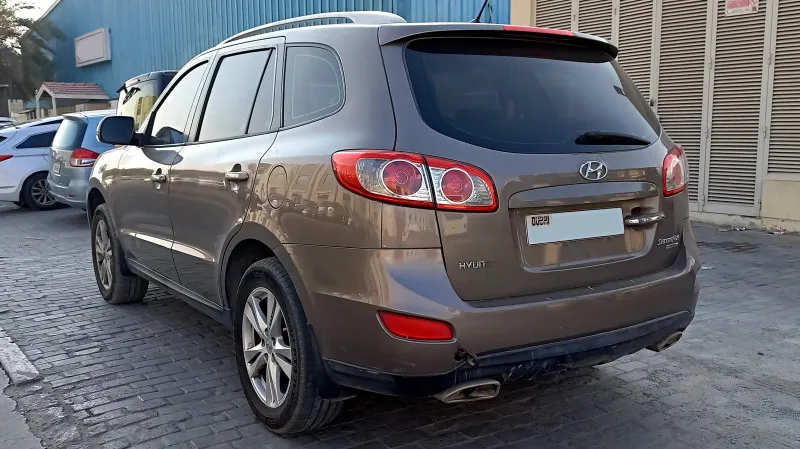 2011 Hyundai Santa Fe in Dubai