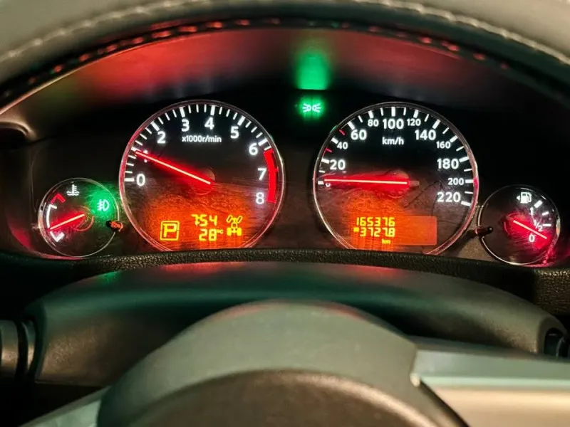 2015 نيسان باثفايندر in Dubai
