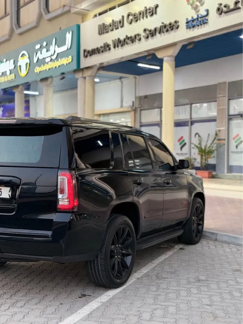 2016 GMC Yukon in Dubai