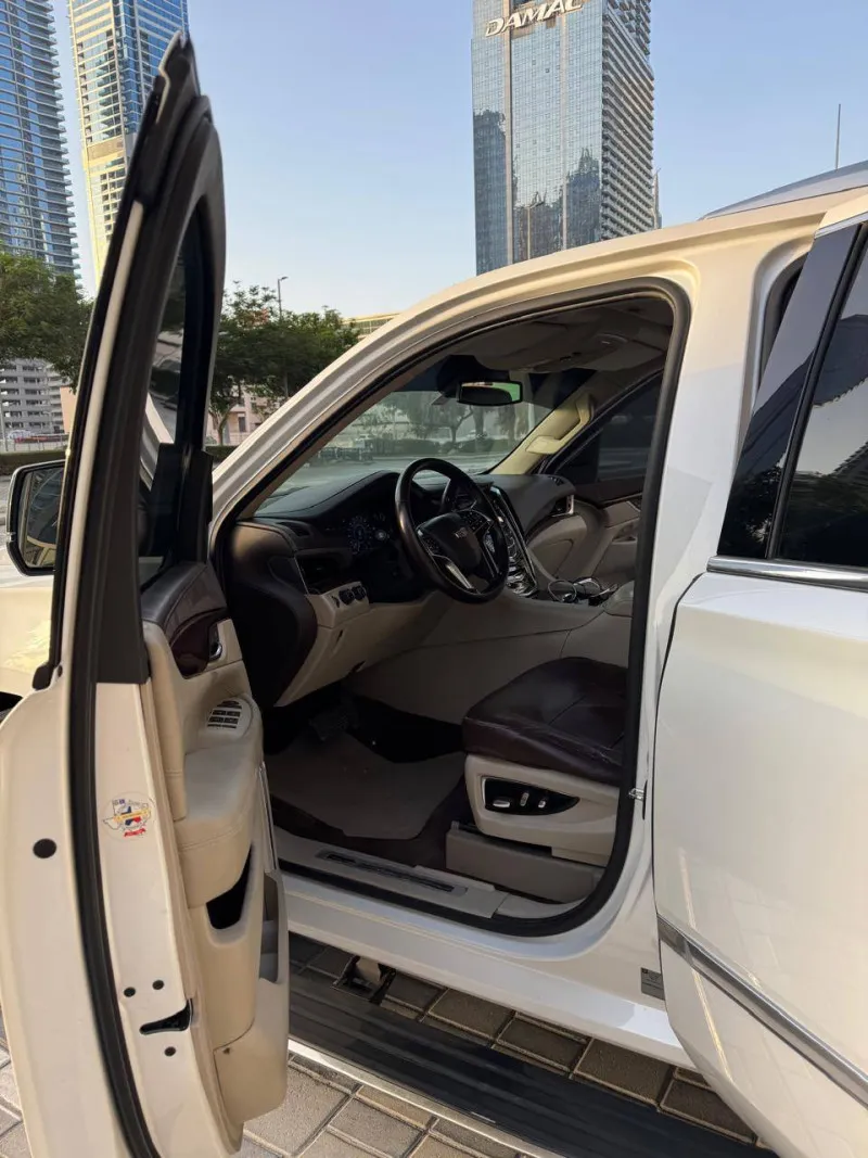 2016 كاديلاك اسكاليد in Dubai