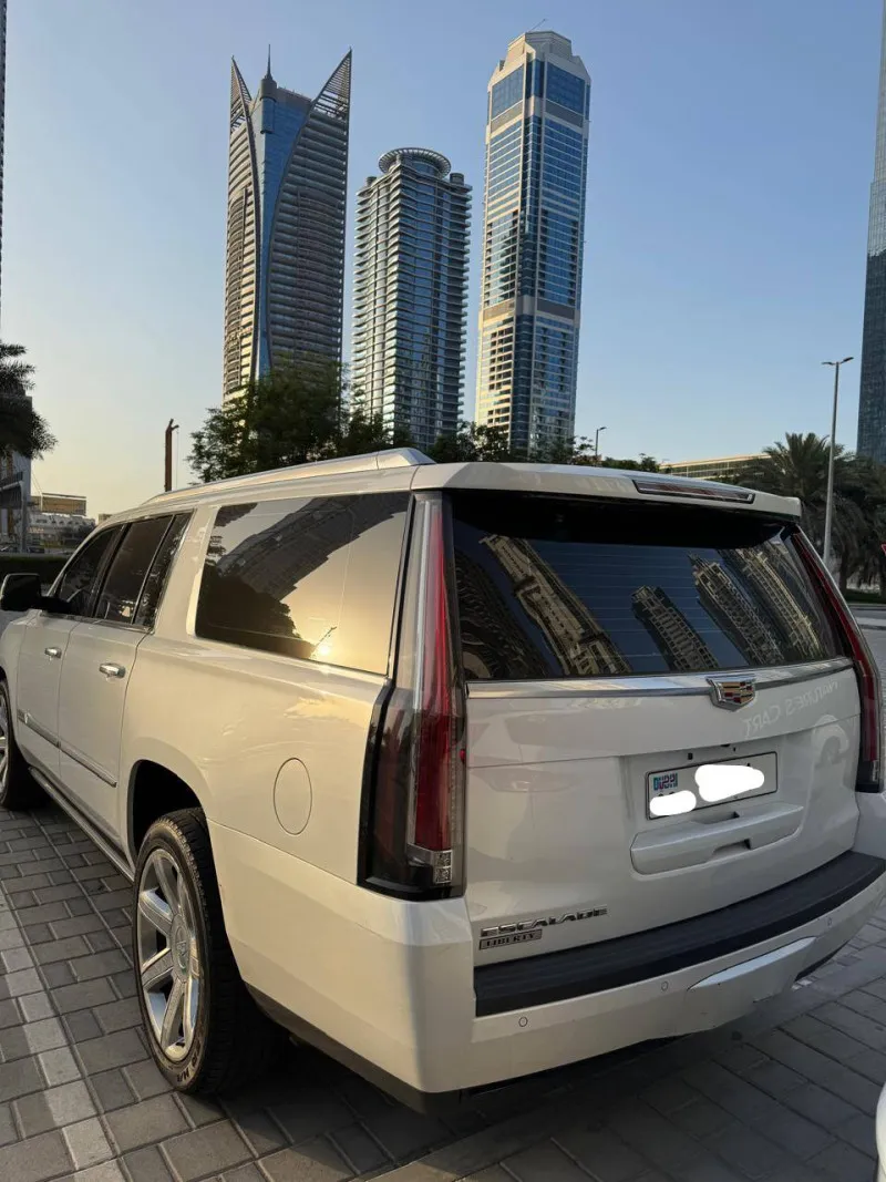 2016 كاديلاك اسكاليد in Dubai