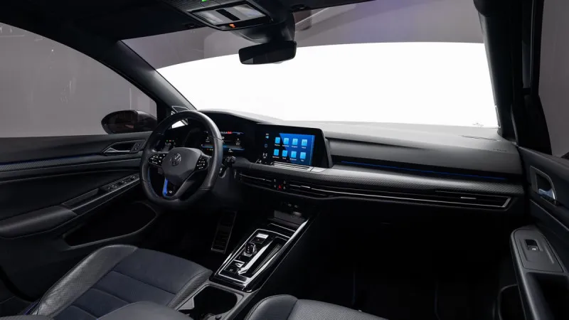 2023 Volkswagen Golf in Dubai