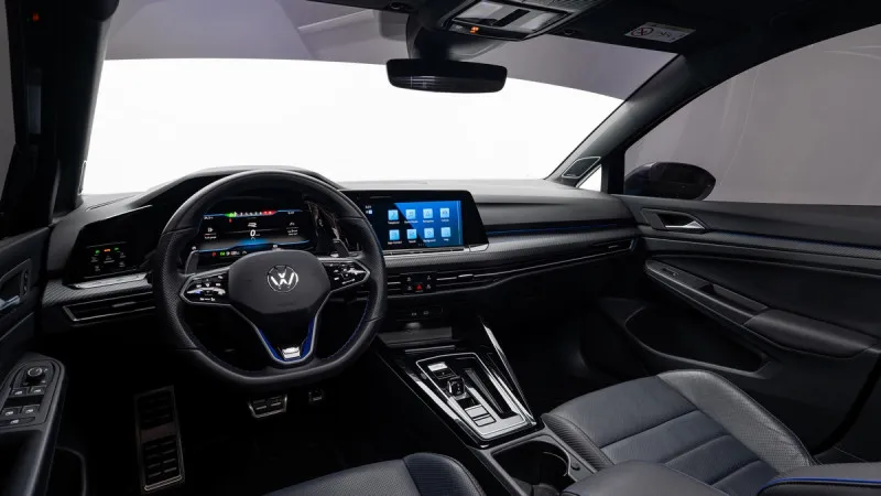 2023 Volkswagen Golf in Dubai