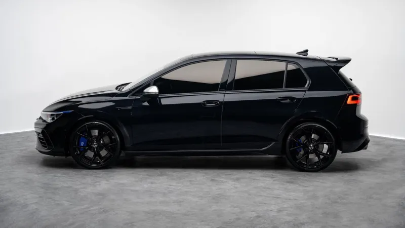2023 Volkswagen Golf in Dubai