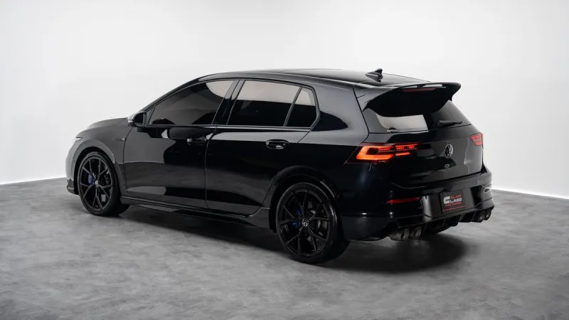 2023 Volkswagen Golf in Dubai