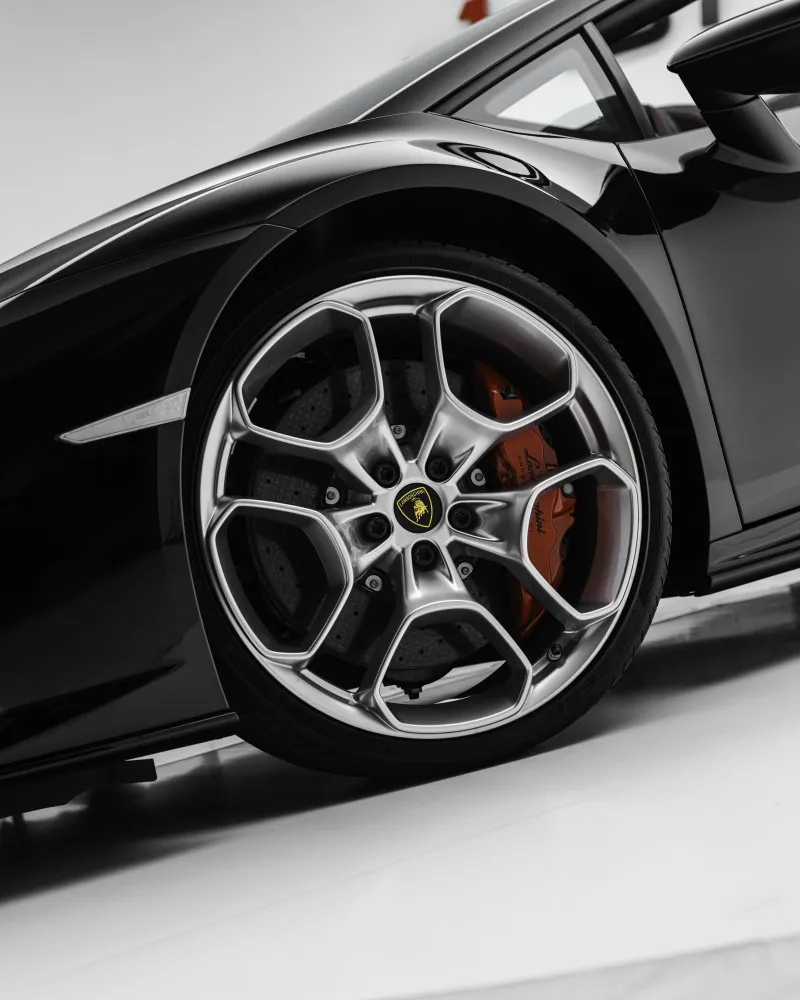 2024 Lamborghini Huracan in Dubai