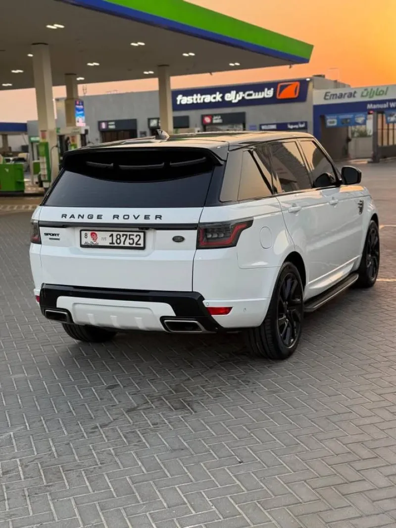 2019 Land Rover Range Rover Sport in Dubai