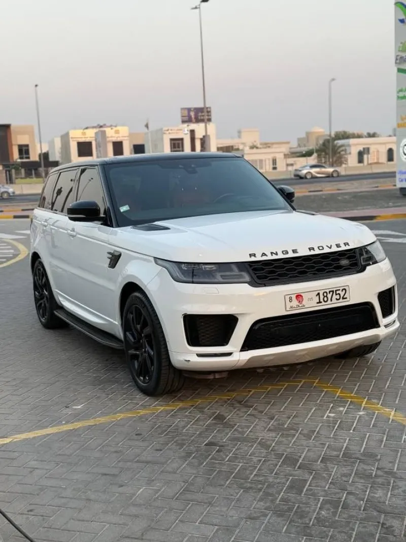 2019 Land Rover Range Rover Sport in Dubai