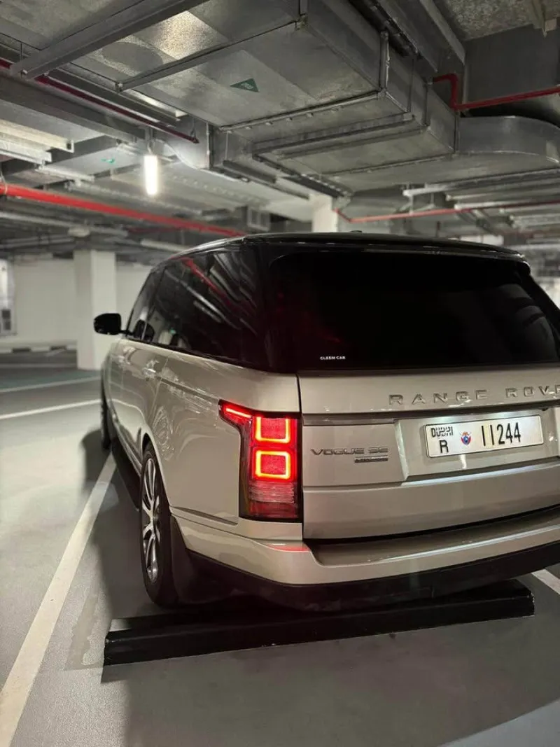 2013 Land Rover Range Rover in Dubai