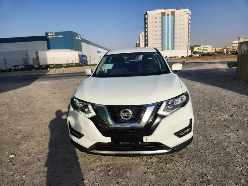 2018 نيسان روج in Dubai