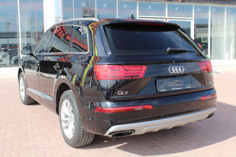 2019 Audi Q7 in dubai