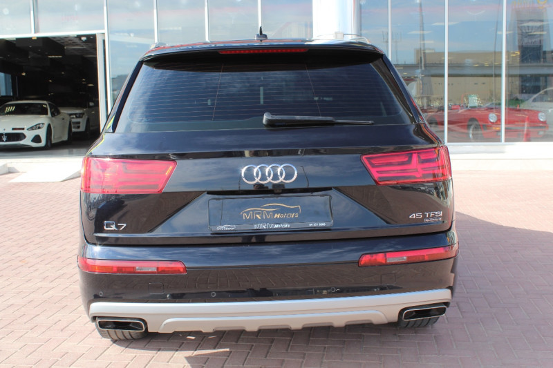 2019 Audi Q7 in dubai