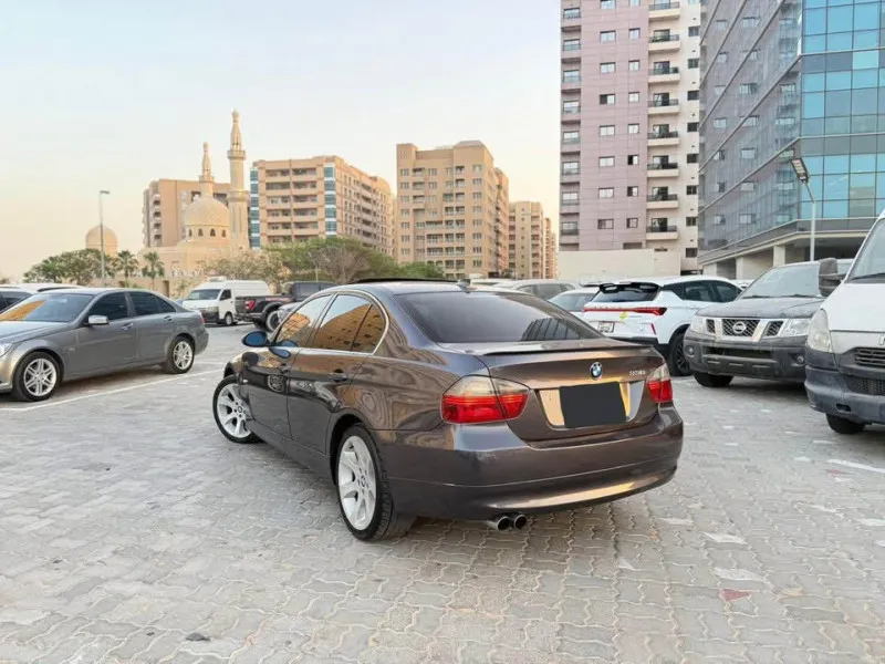 2006 بي أم دابليو الفئة - 3 in Dubai