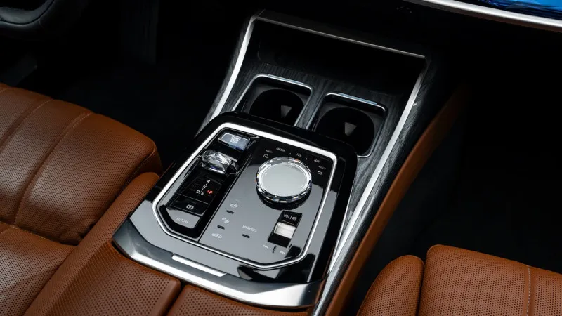 2024 BMW 7-Series in Dubai
