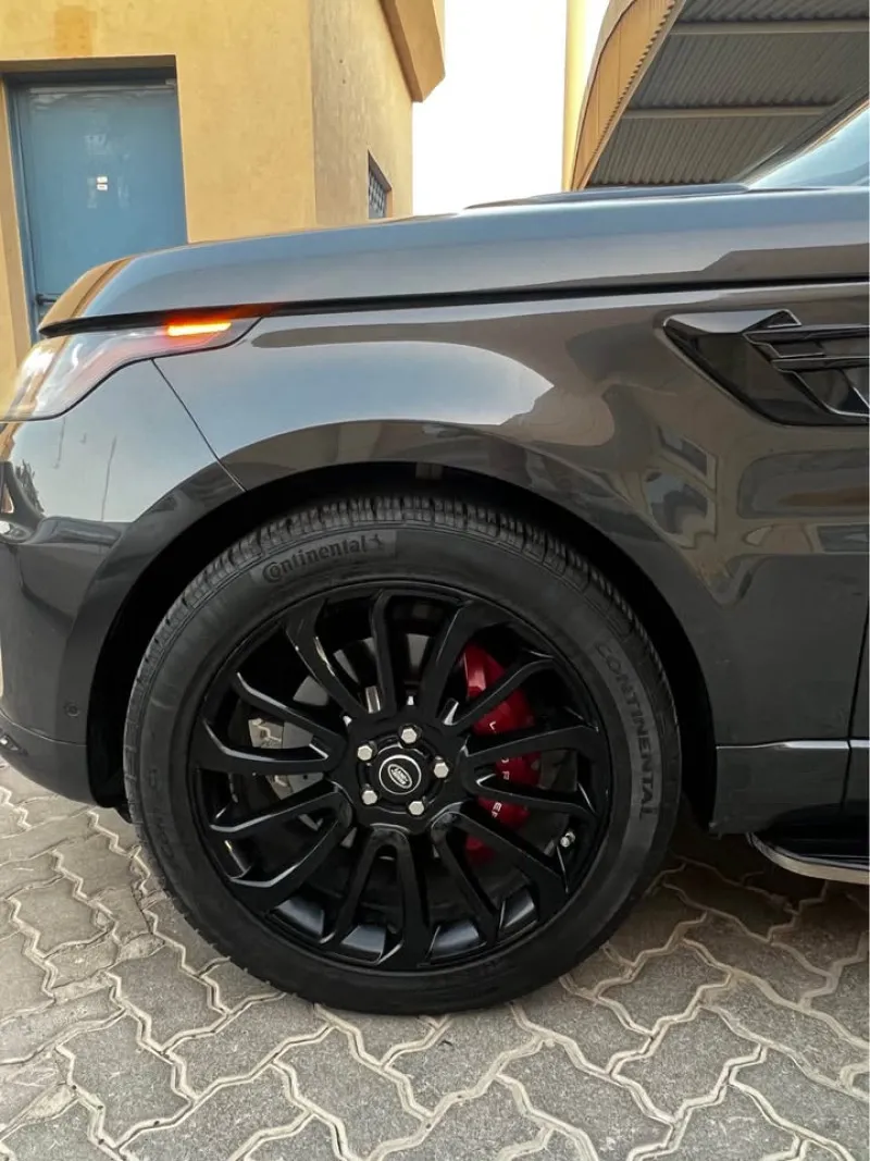 2019 Land Rover Range Rover Sport in Dubai