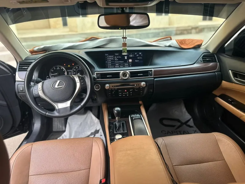 2015 Lexus GS in Dubai