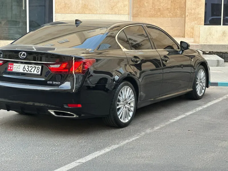 2015 Lexus GS in Dubai