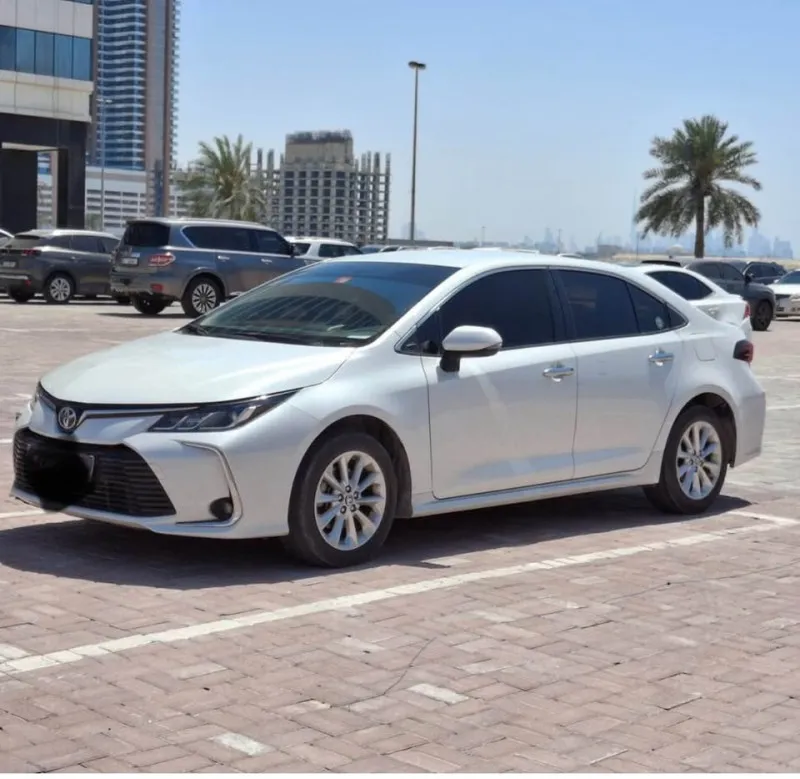 2022 تويوتا كورولا in Dubai