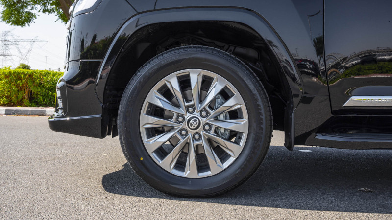 2022 Toyota Land Cruiser