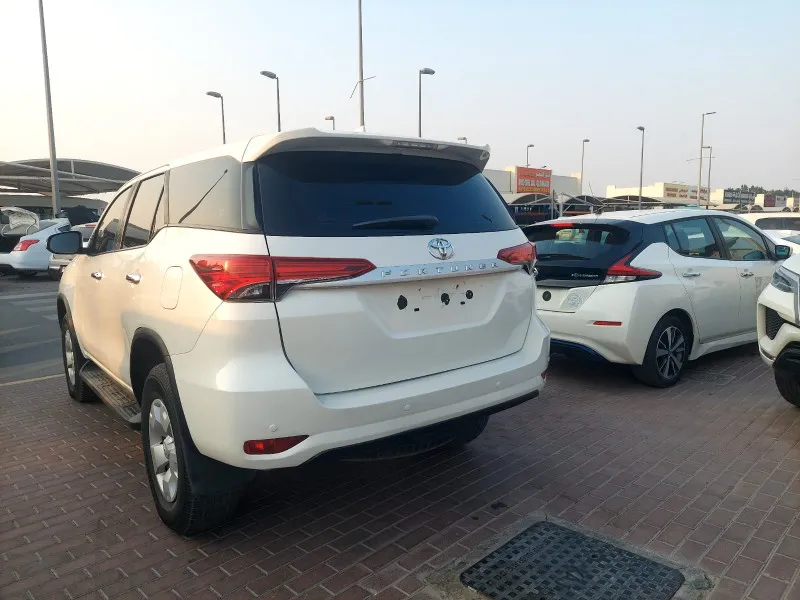 2022 Toyota Fortuner in Dubai