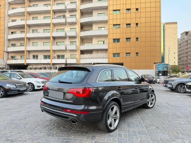 2013 Audi Q7 in Dubai