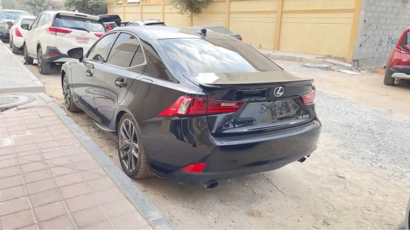2014 لكزس أي أس ٢٥٠ in Dubai