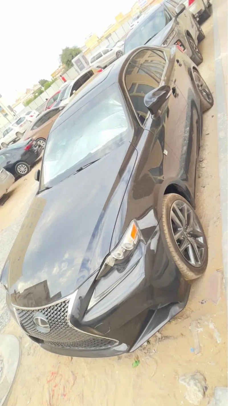 2014 لكزس أي أس ٢٥٠ in Dubai