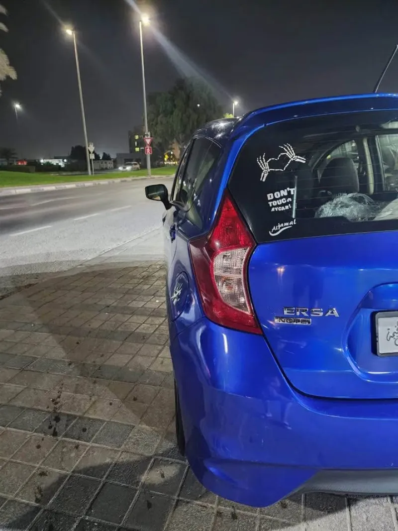 2015 نيسان فيرسا in Dubai