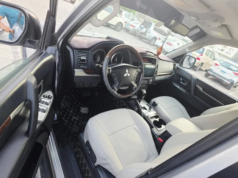 2011 Mitsubishi Pajero in Dubai