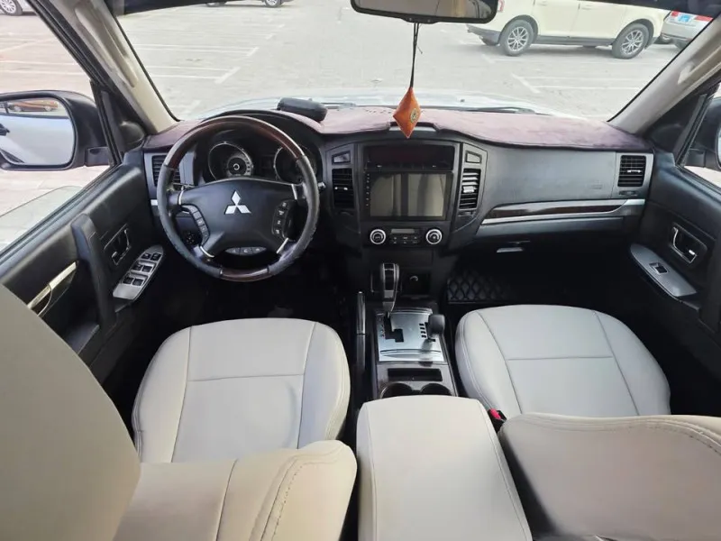 2011 Mitsubishi Pajero in Dubai