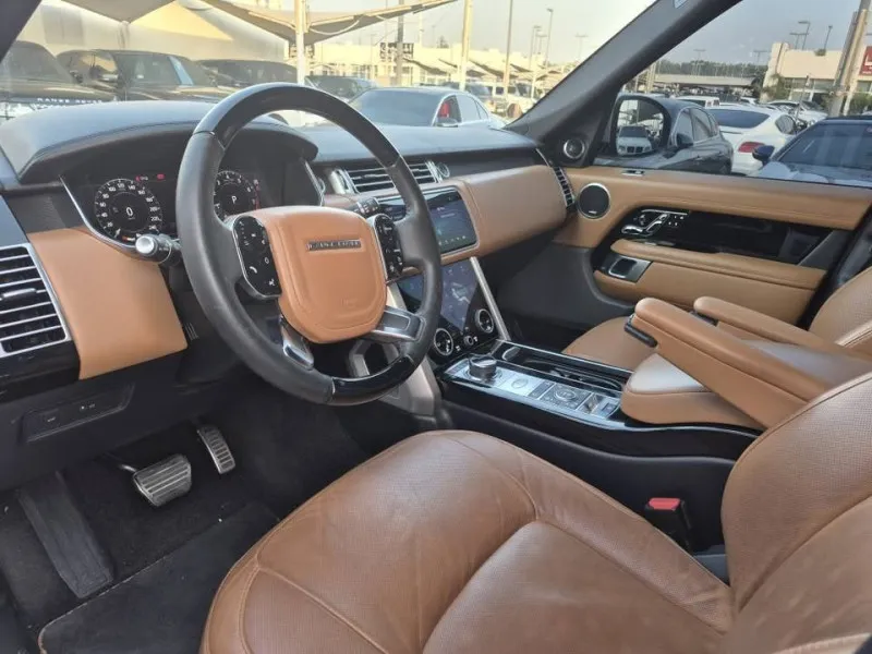 2020 Land Rover Range Rover in Dubai