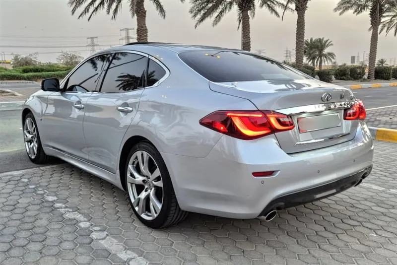 2017 Infiniti Q70 in Dubai