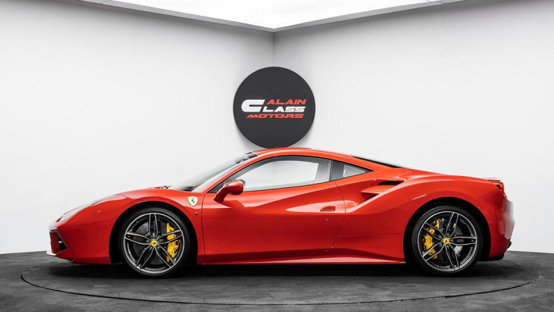 2016 Ferrari 488 in dubai