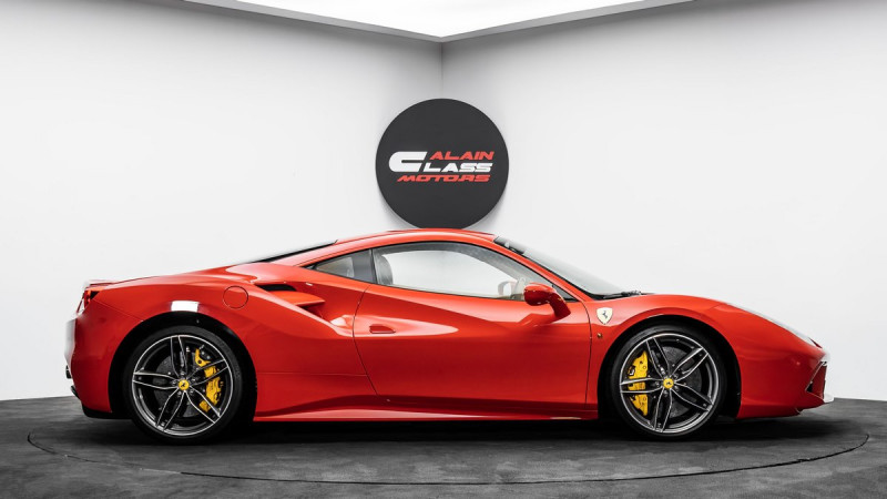 2016 Ferrari 488 in dubai