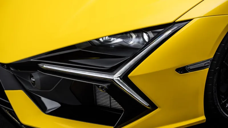 2024 Lamborghini Revuelto in Dubai