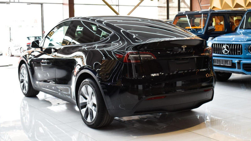 2022 Tesla Model Y in dubai